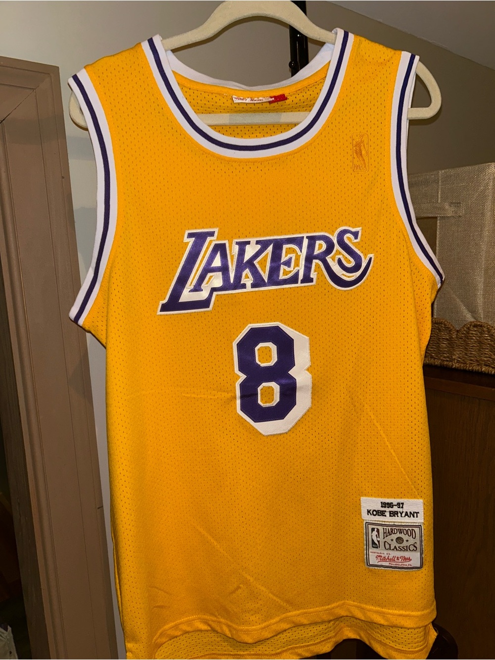 Mitchell & Ness Hardwood Classics Kobe Bryant #8 Los Angeles Lakers jersey